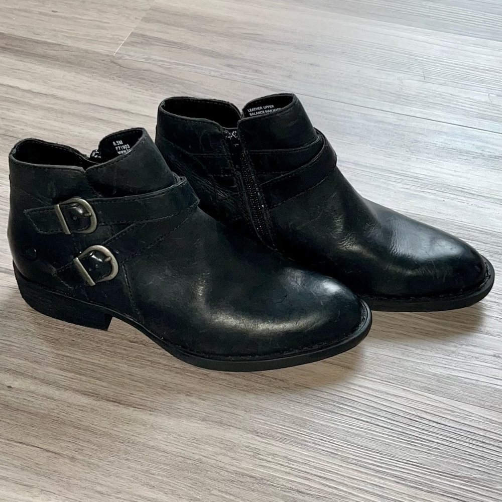 Born Ozark Ankle Boots size 6.5 NWOT